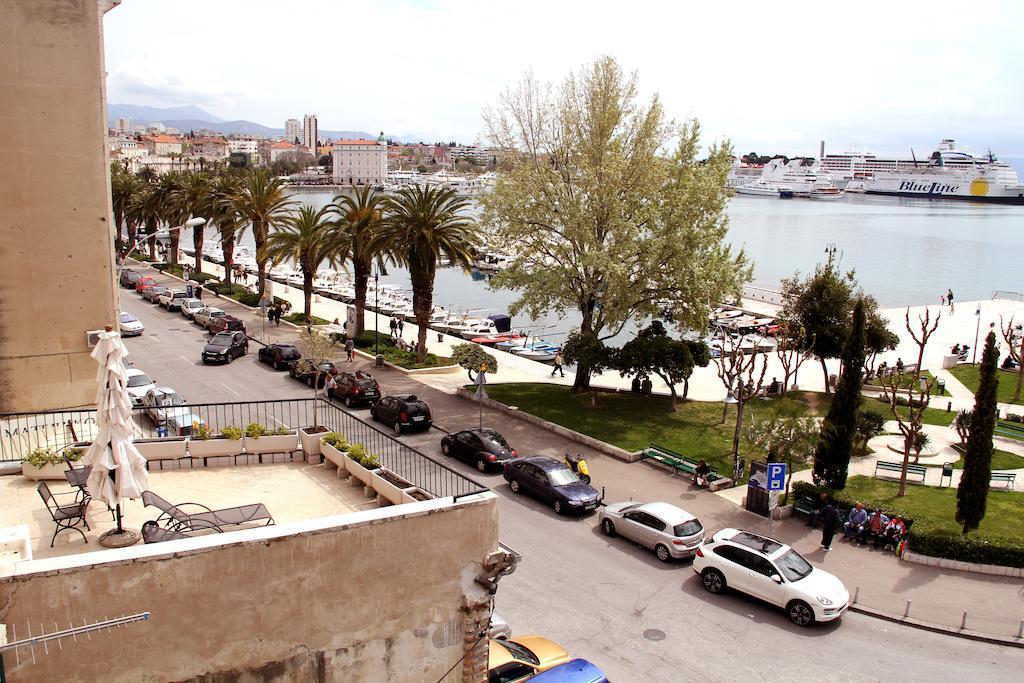 Sunny Promenade Studio Split Quarto foto
